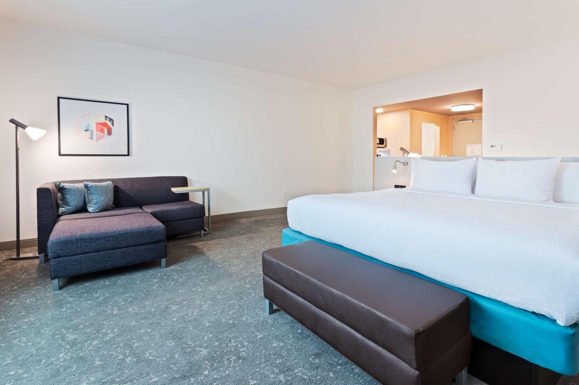 Hilton Garden 3*